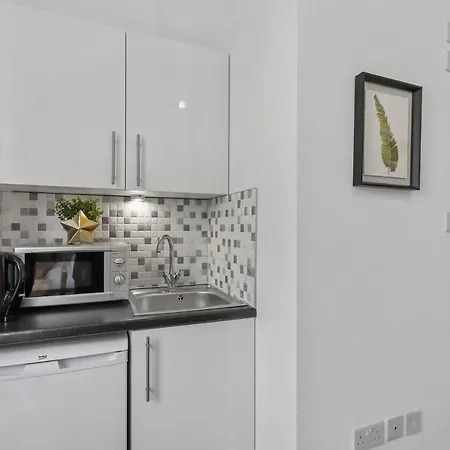 Heathrow Airport With En-suite Appartamento *