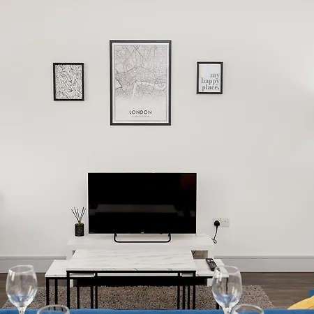High Spec 2 Bed W/parking Available * لندن