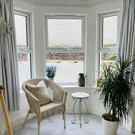 Apartment Lavender Den *
