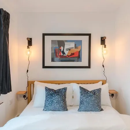 Penthouse Kings Cross *