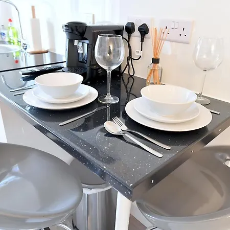 Stylish By Luxestays Shepherds Bush شقة *