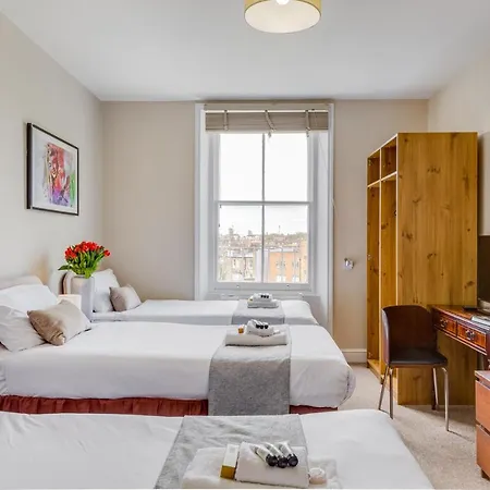 1 Lexham Gardens 3*
