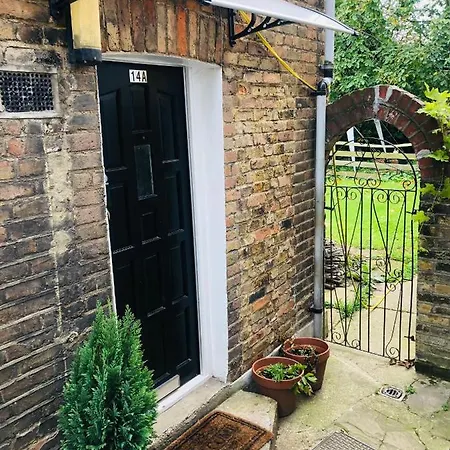 Lavender Den * London