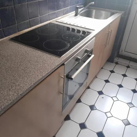 Lovely 1-bed Studio In * London