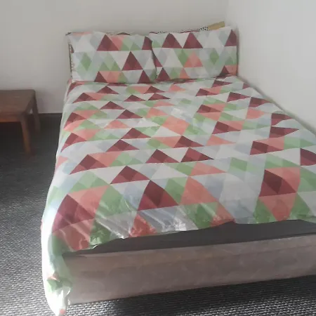 Apartment Lovely 1-bed Studio In *