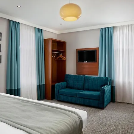 Seraphine Hammersmith Hotel 4*