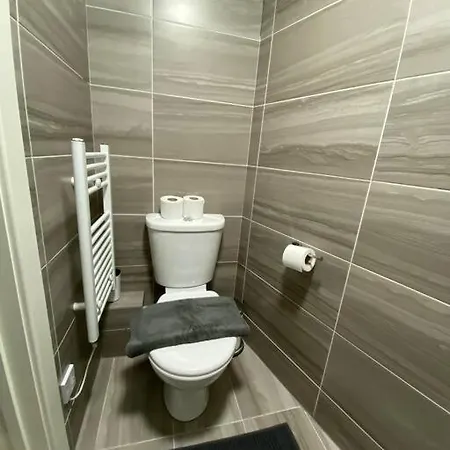 Studio In Seven Sisters * Londres