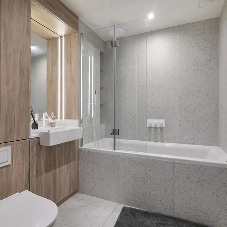 In Shared Luxury Flat Séjour chez l'habitant