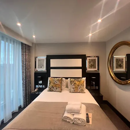 Hatton Garden Hotel 4*