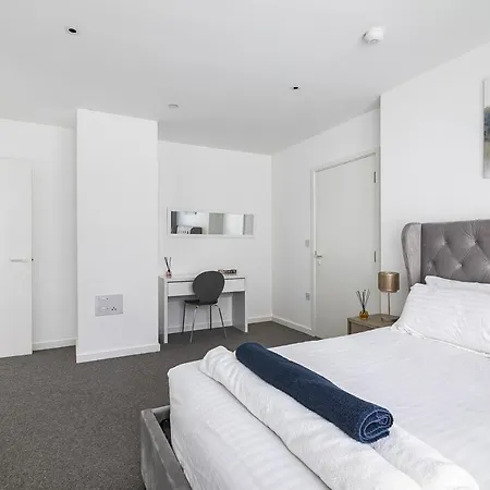Séjour chez l'habitant In Shared Luxury Flat *