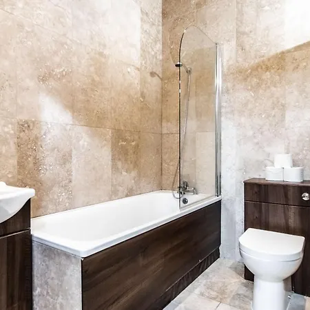 Livestay-fabulous Three Bed Warehouse Conversion Apartment *