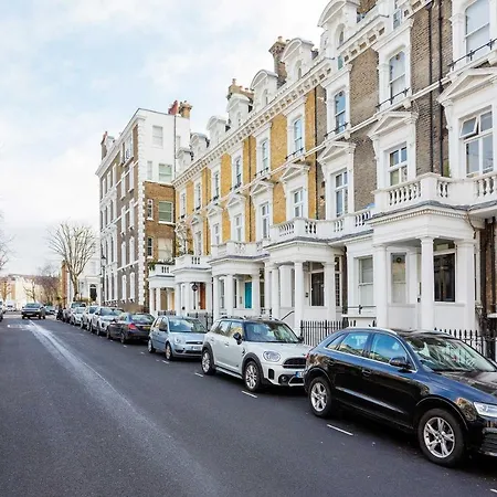 דירה Veeve - Mellow Yellow By Holland Park *
