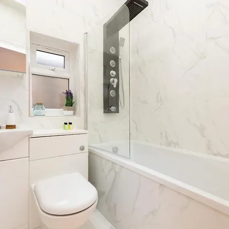 Apartamento Spacious Near Hammersmith Staion