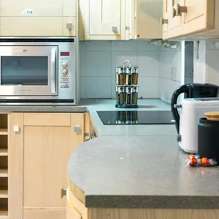 Stylish 2 Bedrooms Little Venice - 44 Apartment