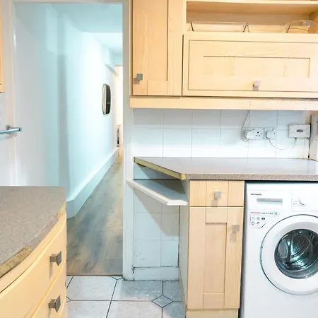 Stylish 2 Bedrooms Little Venice - 44 Apartment *
