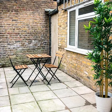 Stylish 2 Bedrooms Little Venice - 44 Apartment