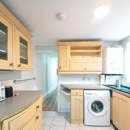 Stylish 2 Bedrooms Little Venice - 44 Apartment London