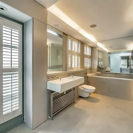 Unique,architecturally Acclaimed,notting Hill London
