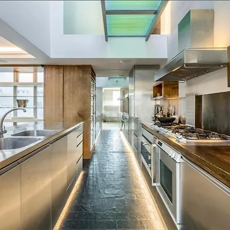 Unique,architecturally Acclaimed,notting Hill Holiday home London