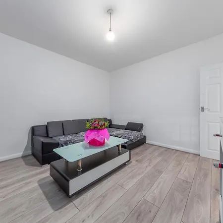 Apartment Spacious And Stylish - East Acton *