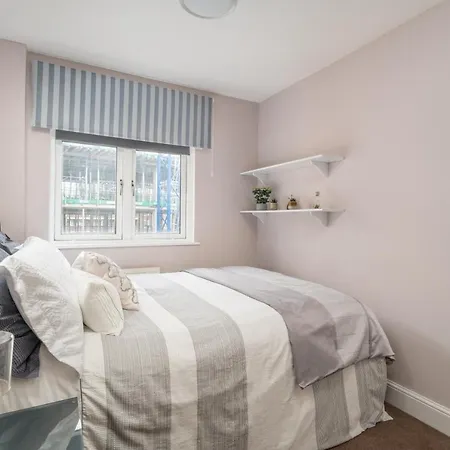 Lägenhet Altido Fantastic Flat Near Vauxhall Gardens London
