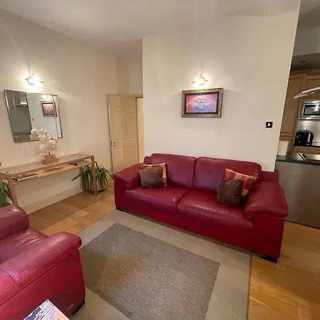 Luxurious Serviced Apt Next To The City Of And Tower Bridge Appartamento