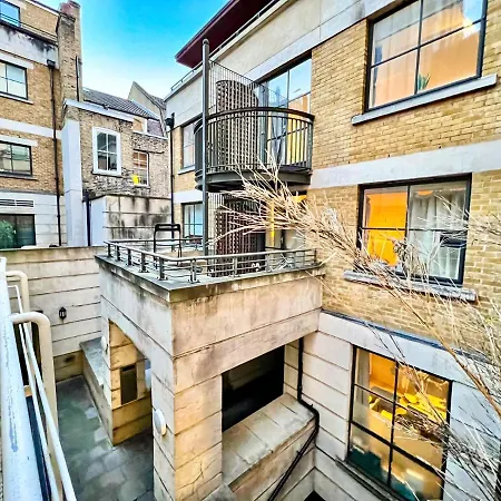 Aparthotel Superior Entire Between St Pauls Cathedral And Covent Garden *