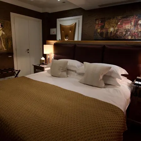 Karma Sanctum Soho 5*