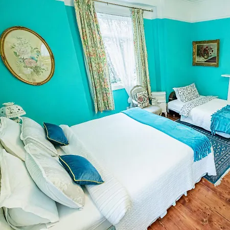 Juliette's Bed & Breakfast London