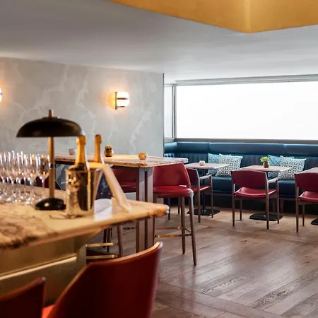 Hotel Metropolitan 5*