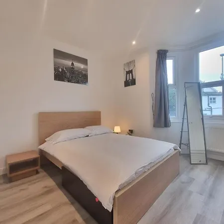 Comfortable Flat In Sw Londen