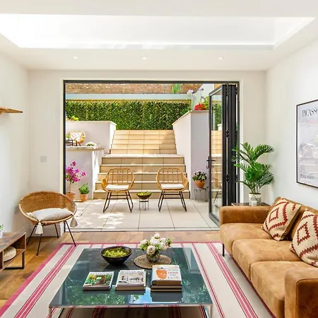 Be - The De Beauvoir Residences London