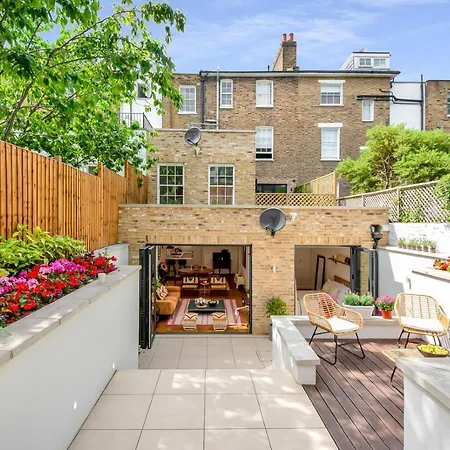 Be - The De Beauvoir Residences *