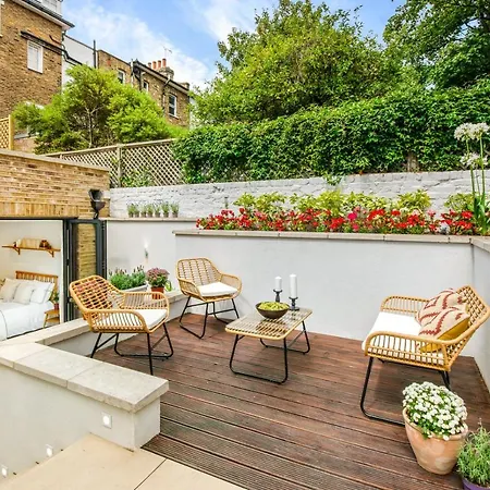 Apartment Be - The De Beauvoir Residences