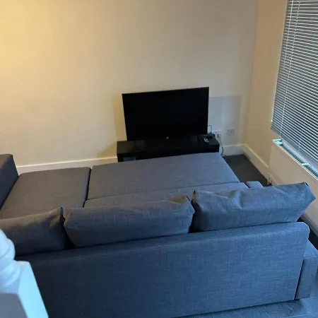 Apartamento Cosy Home, 10min Drv From Canary Wharf & Stratford