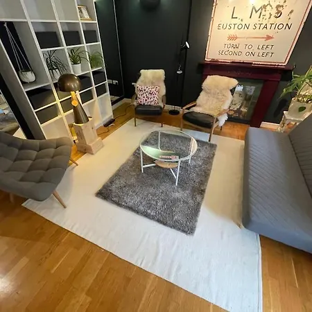 Stylish Flat Next To King's Cross Station Apartment *