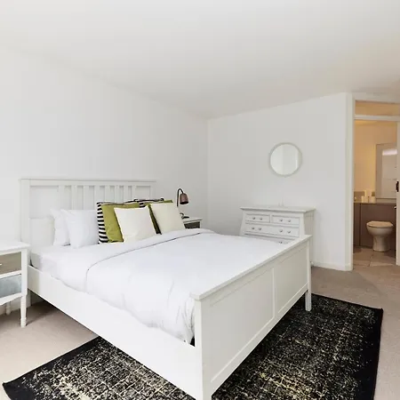 The Nest - Trendy 3bdr House *