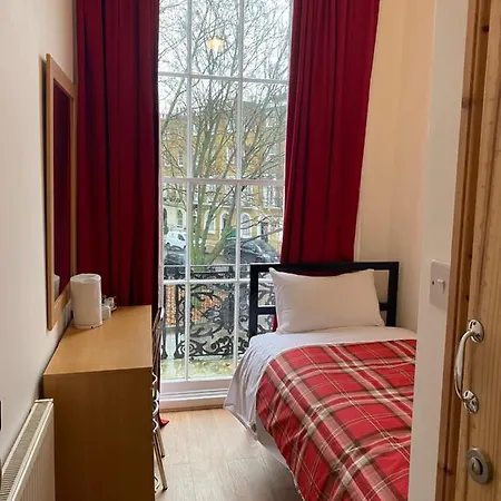 Hotel 27 Argyle Square *