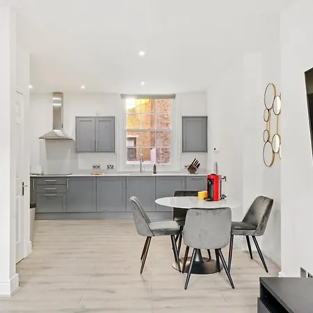 Hububb Luxury Knightsbridge Apartment
