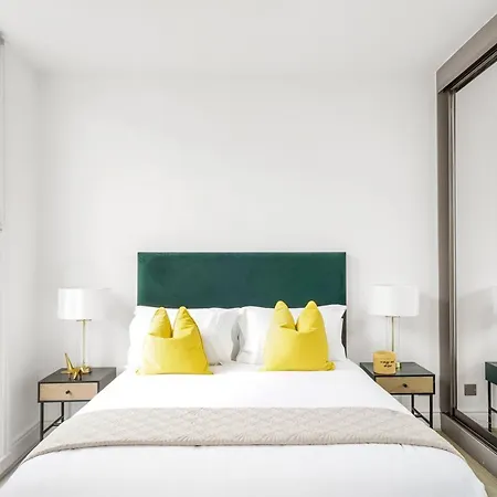 Hububb Luxury Knightsbridge Apartment *