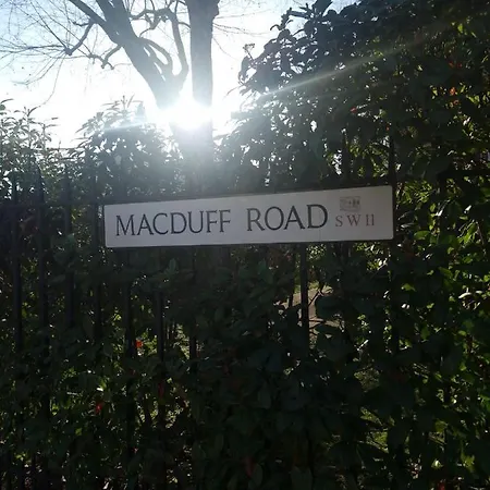 Lovely Newly Refurbished In Battersea דירה *