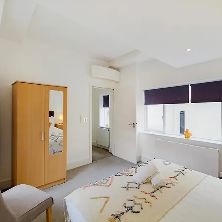 The Gloucester Residences *