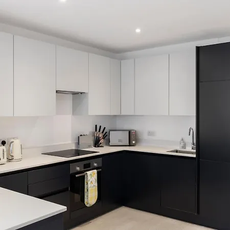 Star London Station Road 3-bed Oasis With Garden * The Hyde