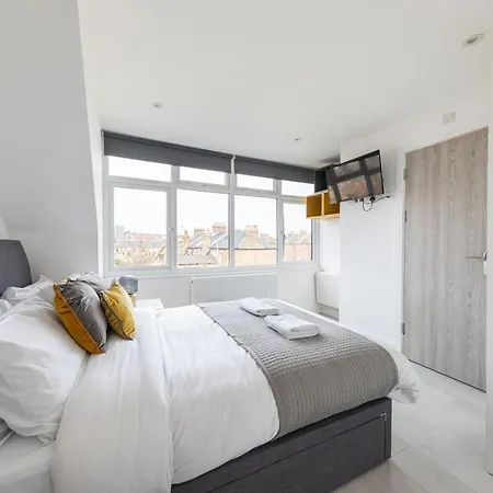 Anson Modern And Spacious Loft * לונדון