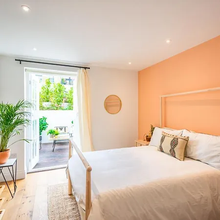 Be - The De Beauvoir Residences Apartment *