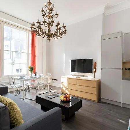 Hyde Park Apartment London