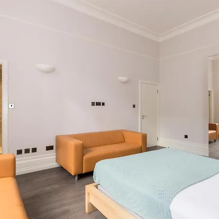 Apartment Hyde Park