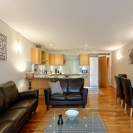 Farringdon Laceby