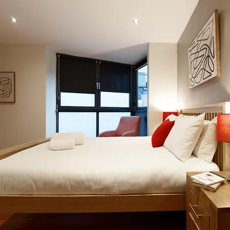 Farringdon Laceby Apartahotel *