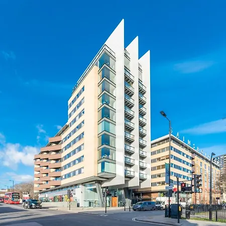Apartment 2 Bedroom With Park Views Shoreditch
